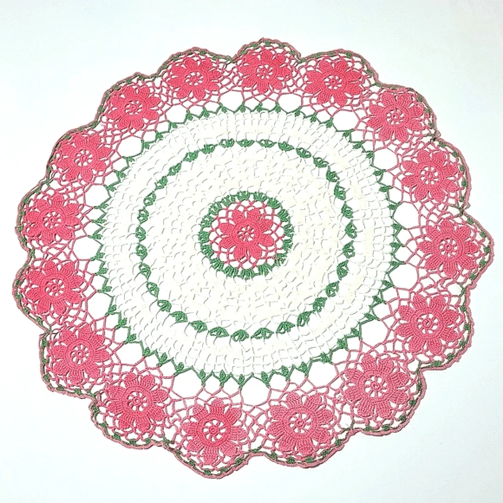 Vintage Doily Beautiful Lace Pink Floral 24
